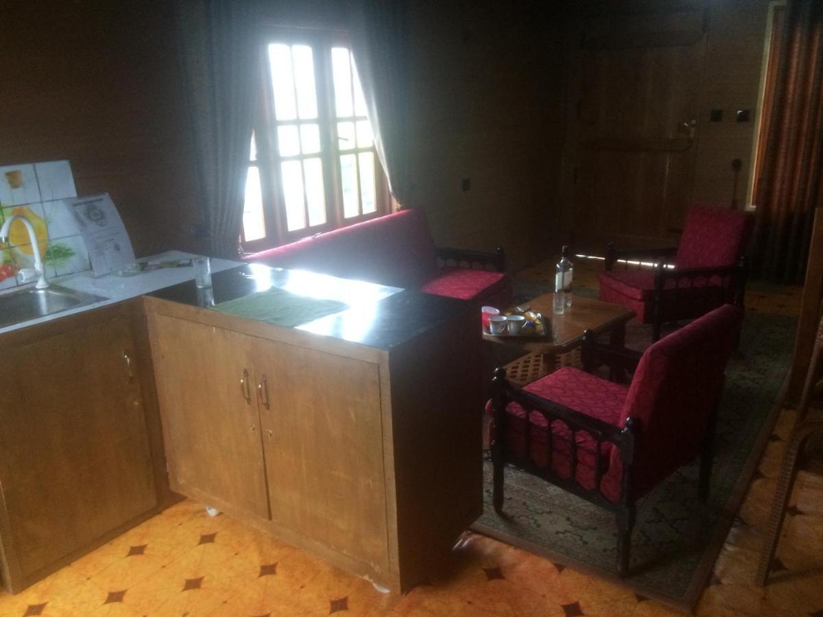 누와라 엘리야 Wood Cabana Nuwaraeliya B&B 외부 사진
